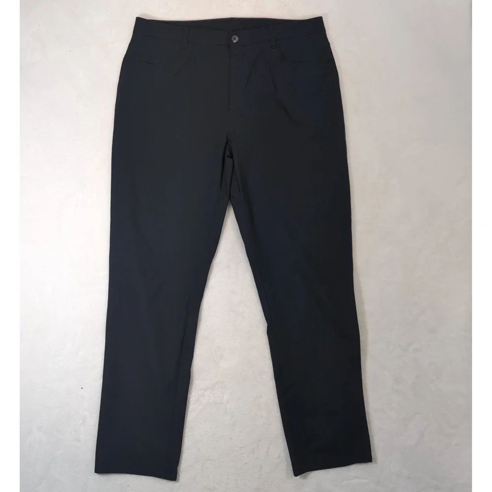 Vuori Meta Pant Men 36 Navy Blue Slim Taper 4-Way Stretch Tech V4009 Performance